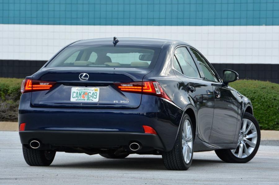  Lexus IS350 2014 года  (фото 27 из 42)